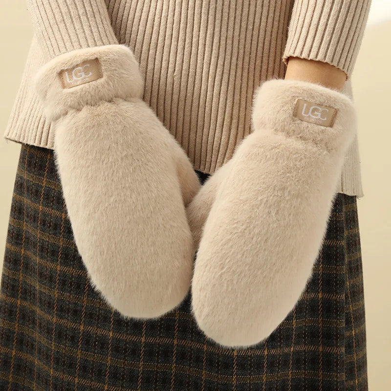 Women’s Plush Winter Gloves – Warm Faux Fur Full Finger Gloves