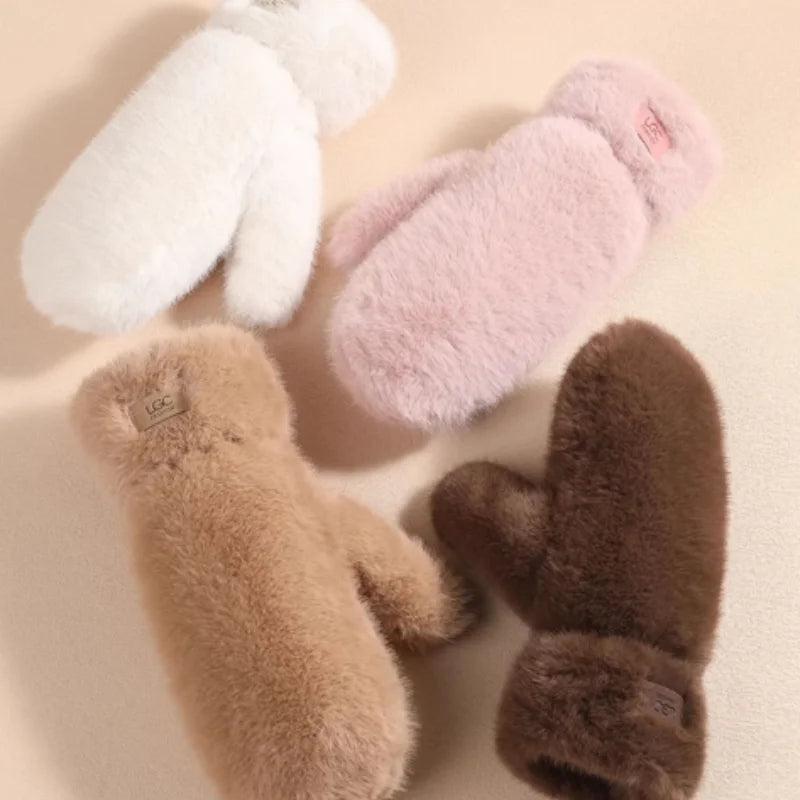 Women’s Plush Winter Gloves – Warm Faux Fur Full Finger Gloves