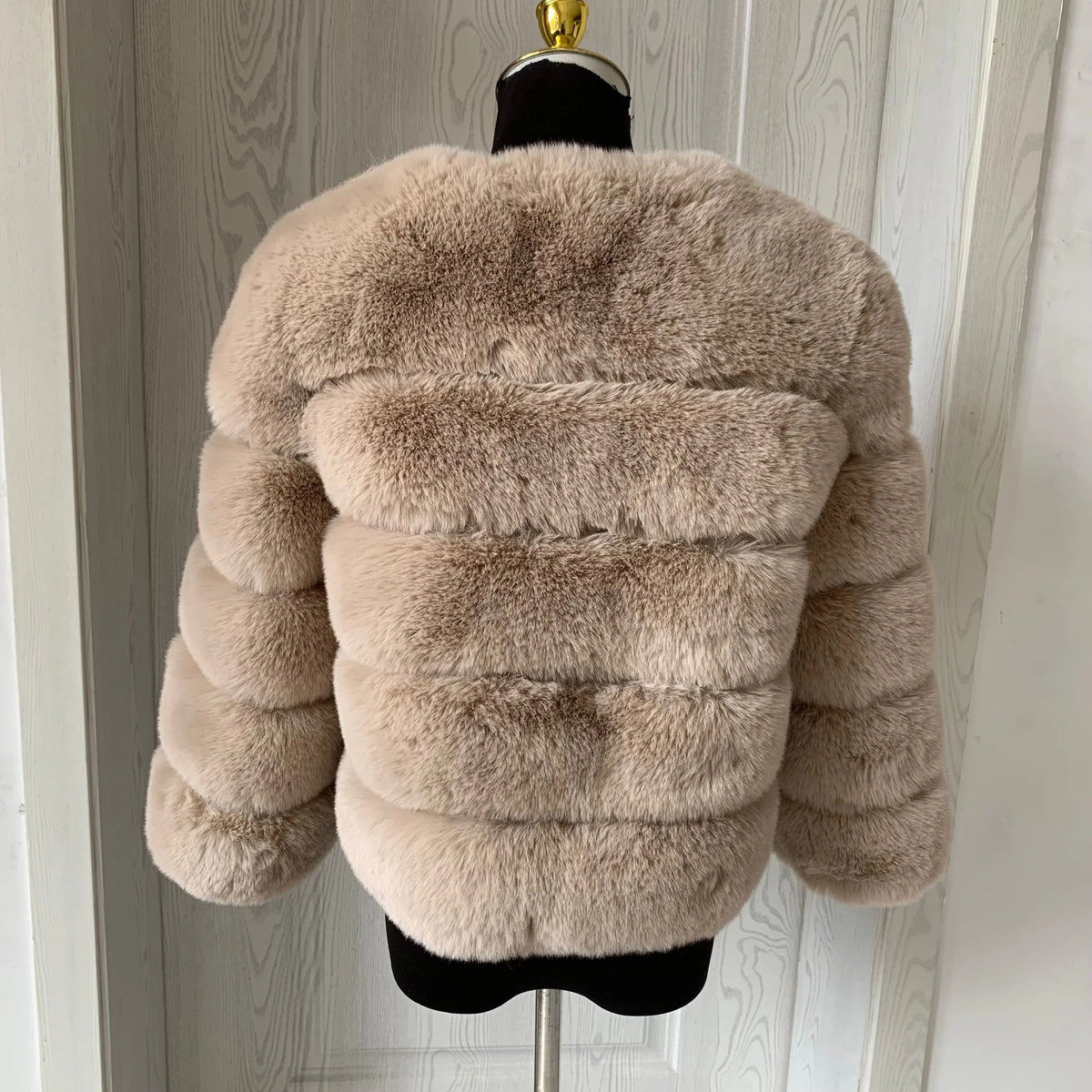 Women's Faux Fur Fluffy Jacket – Short Faux Fox Fur Coat | Sizes S–5XL