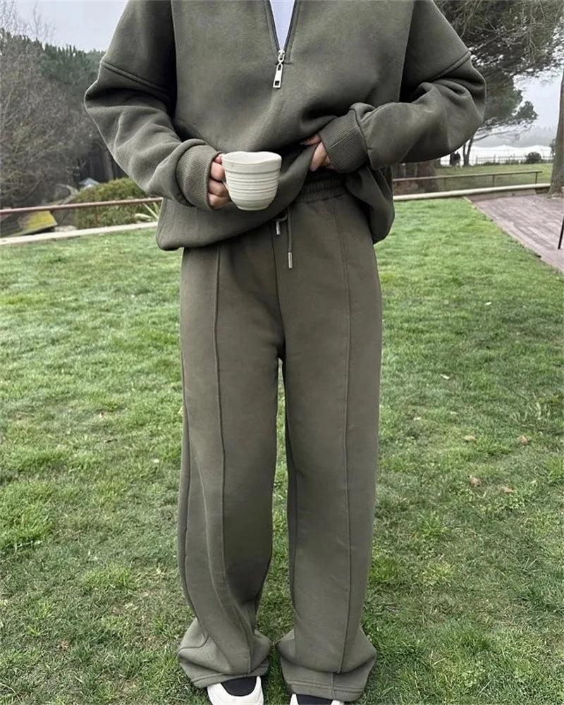 Women's Brown Fleece Tracksuit Set – Cropped Zip-Up Hoodie & Joggers