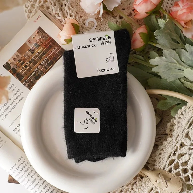 Women’s Thick Winter Socks – Warm Wool Blend Crew Socks