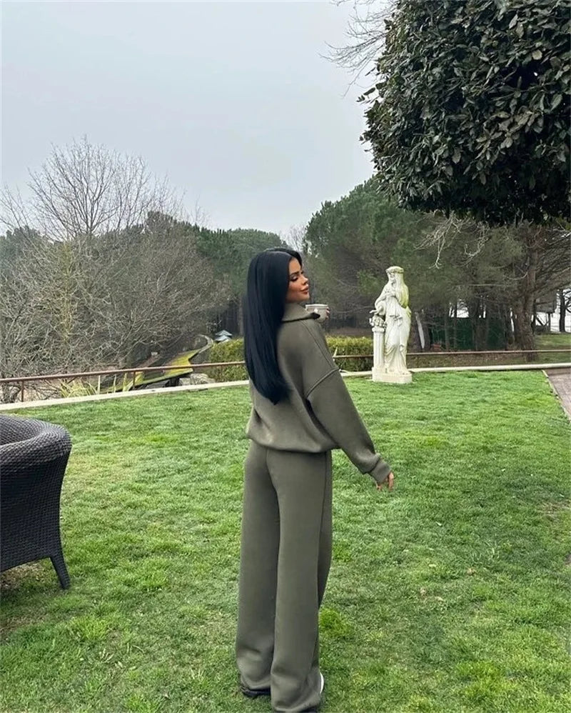 Women's Brown Fleece Tracksuit Set – Cropped Zip-Up Hoodie & Joggers