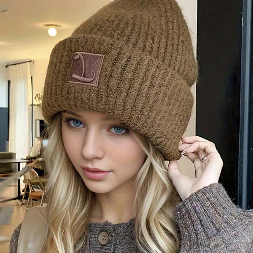 Women’s Warm Chunky Knit Beanie – Tassel Winter Hat