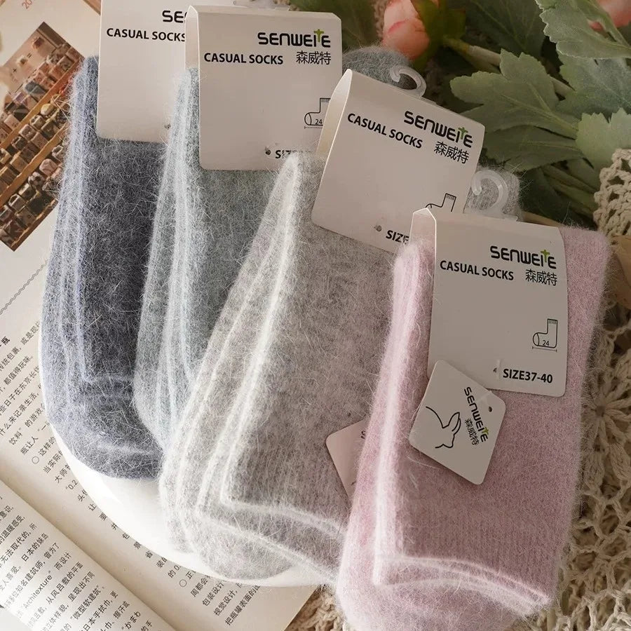 Women’s Thick Winter Socks – Warm Wool Blend Crew Socks