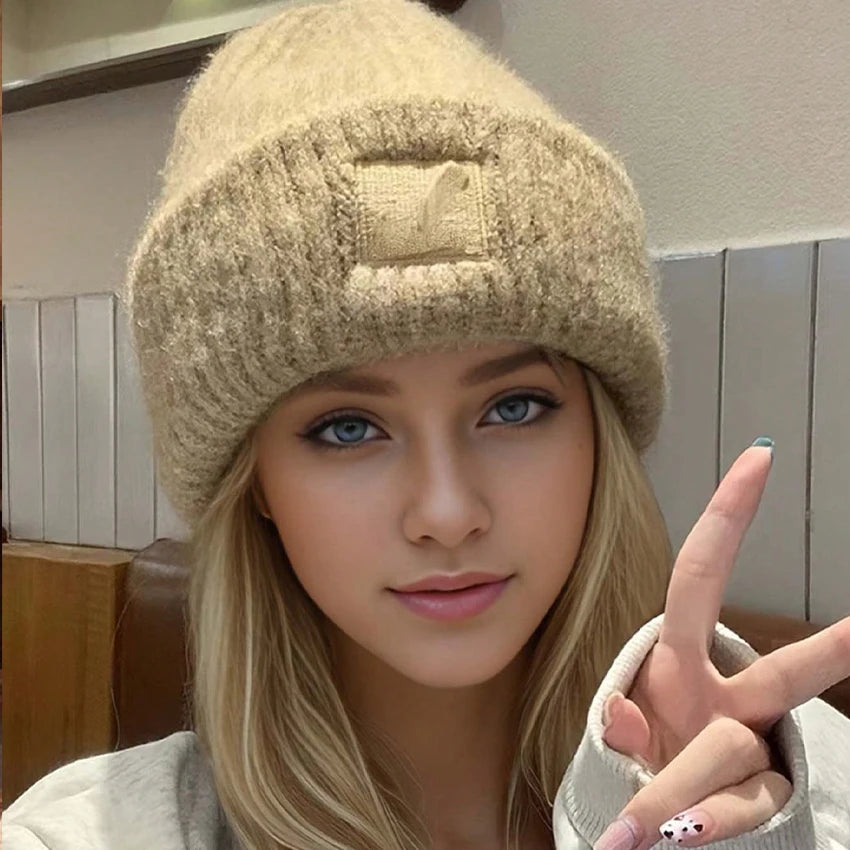 Women’s Warm Chunky Knit Beanie – Tassel Winter Hat