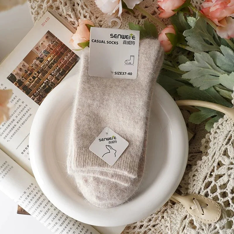 Women’s Thick Winter Socks – Warm Wool Blend Crew Socks